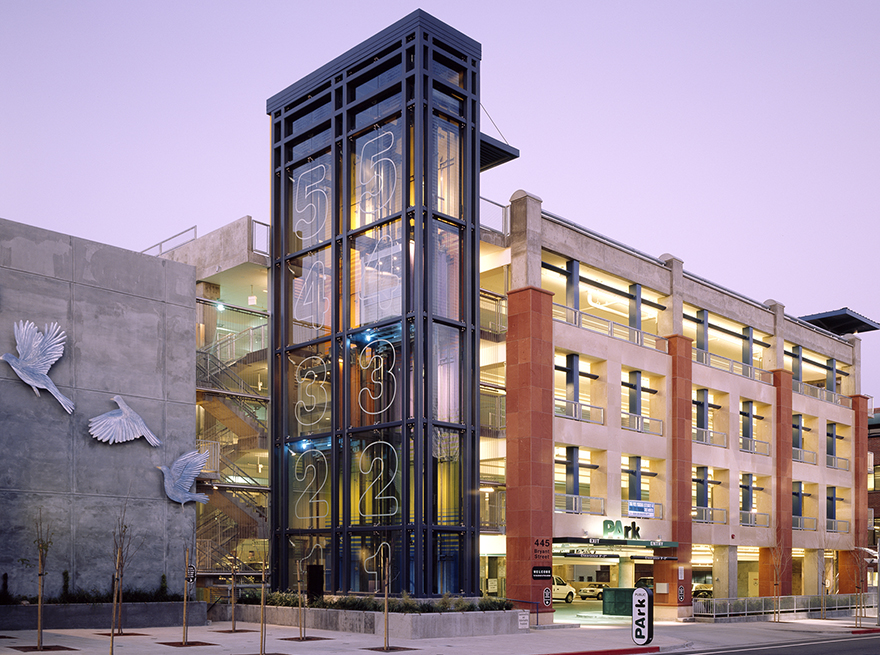 Image for Parking Today: See How These Cities Used Parking to Reinforce "Urban Identity"