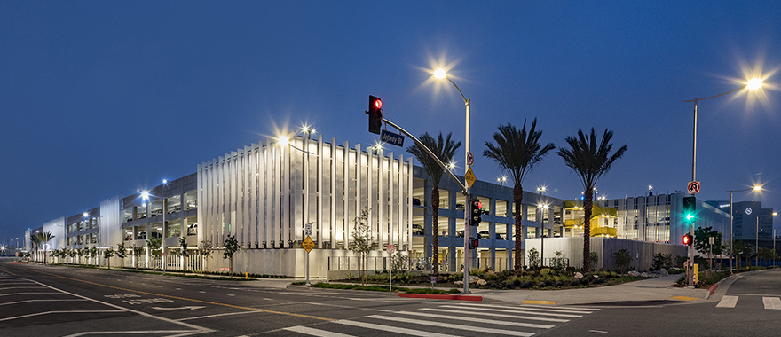 Image for Parking Magazine: A Red Carpet Parking Experience at Los Angeles International Airport