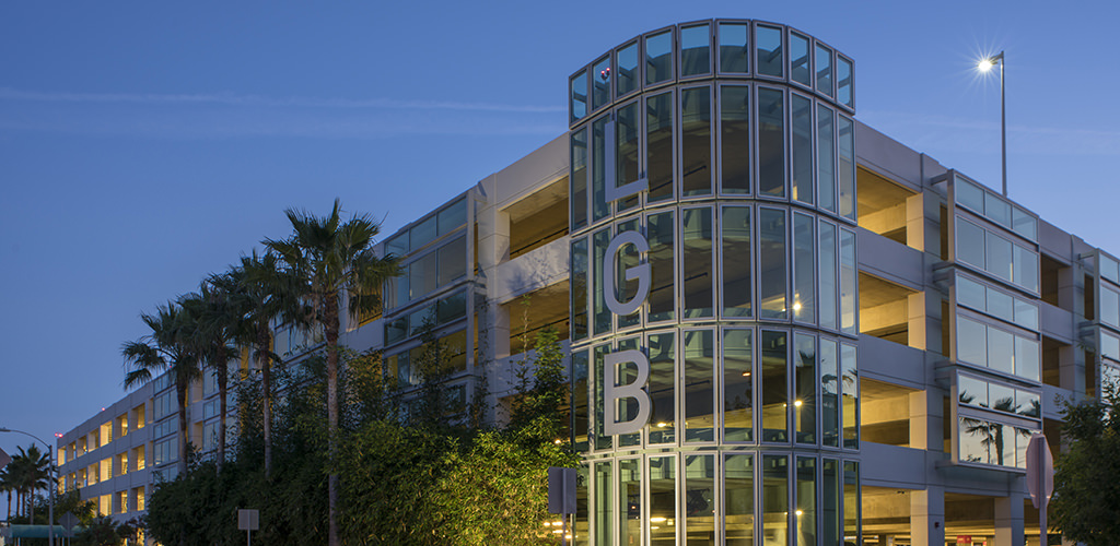 Slideshow image for Long Beach Airport Parking Structure