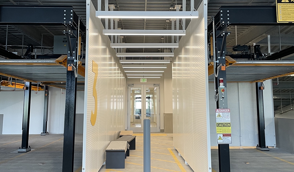 Slideshow image for 200 Park Mechanical Parking