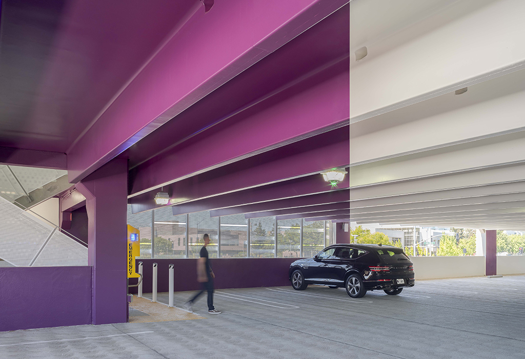 Slideshow image for UC Davis Health Center Parking Structure IV