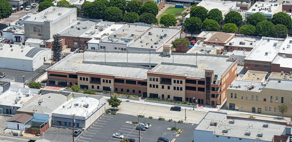 Slideshow image for Whittier Uptown Parking Structure