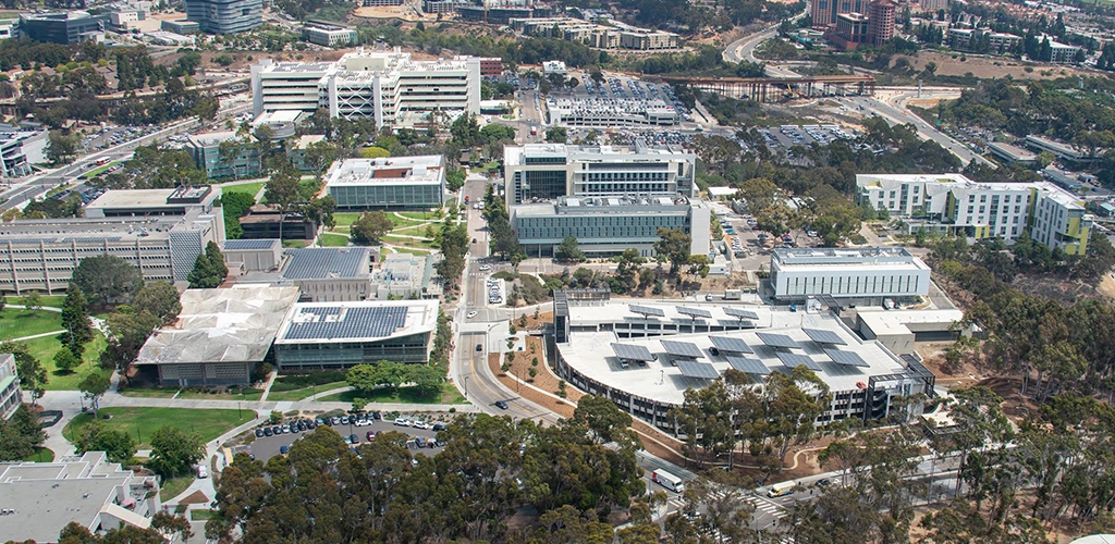 Slideshow image for UC San Diego Osler Parking Structure & Visitor's Center