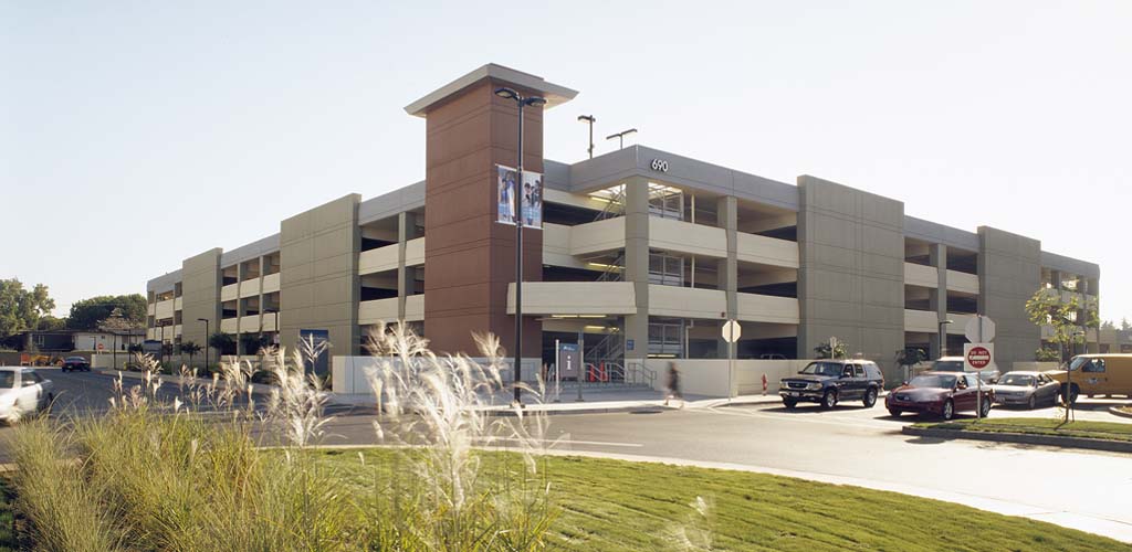Slideshow image for Kaiser Santa Clara Parking Structures 1 & 2