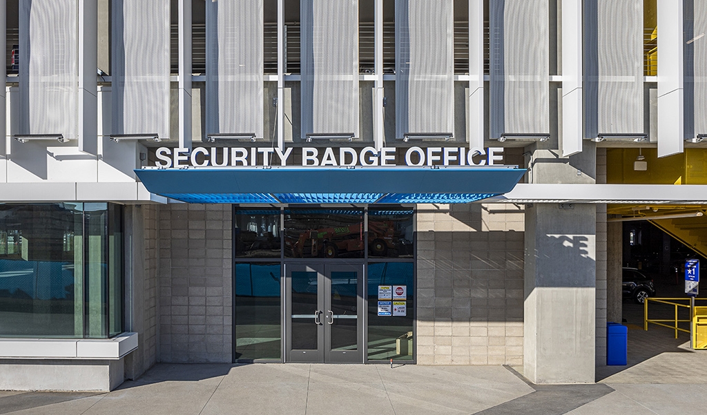 Slideshow image for LAX Economy Parking Structure