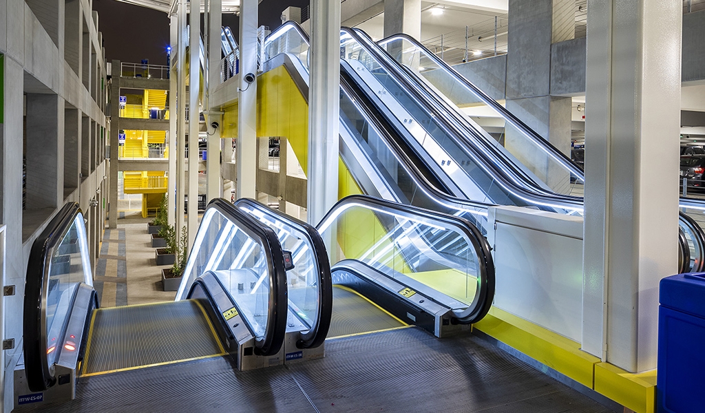 Slideshow image for LAX Economy Parking Structure