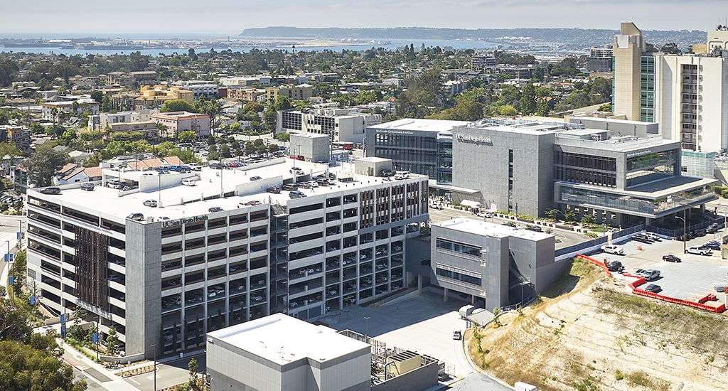 Slideshow image for UC San Diego Health Hillcrest Medical Center Parking Structure