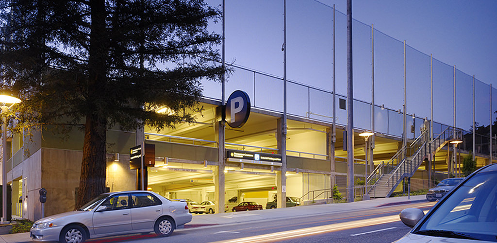 Slideshow image for UC Berkeley Underhill Parking Structure Bridging Documents